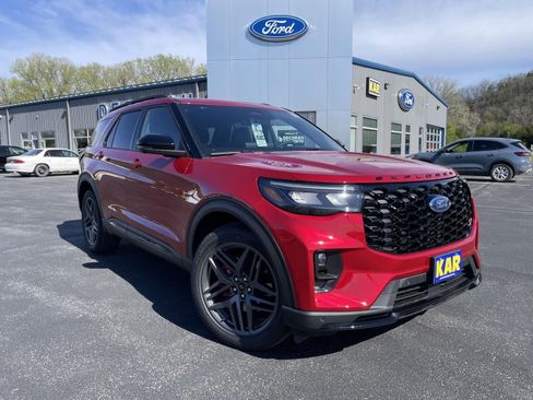 New 2026 Ford Explorer ST w/ Sun And Sound Package AWD/4WD image 3