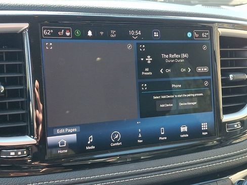 Used 2022 Chrysler Pacifica Touring-L w/ Uconnect Theater Family Group AWD/4WD image 17