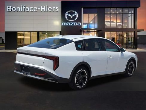 Used 2025 Kia K4 EX FWD image 4