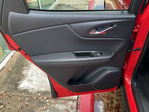 Used 2025 Chevrolet Blazer LT image 18