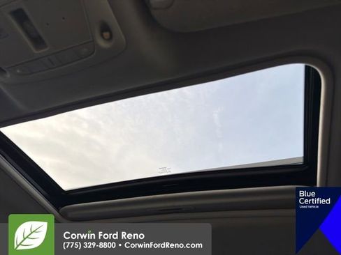 Used 2017 Nissan Sentra SL w/ SL Premium Technology Package image 21