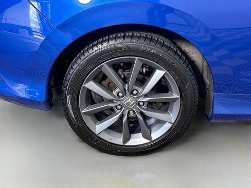 Used 2019 Honda Civic EX image 31