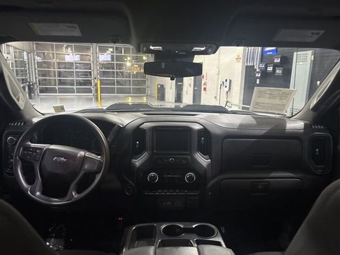 Used 2022 Chevrolet Silverado 1500 Custom Trail Boss w/ LPO, Dark Essentials Package image 29