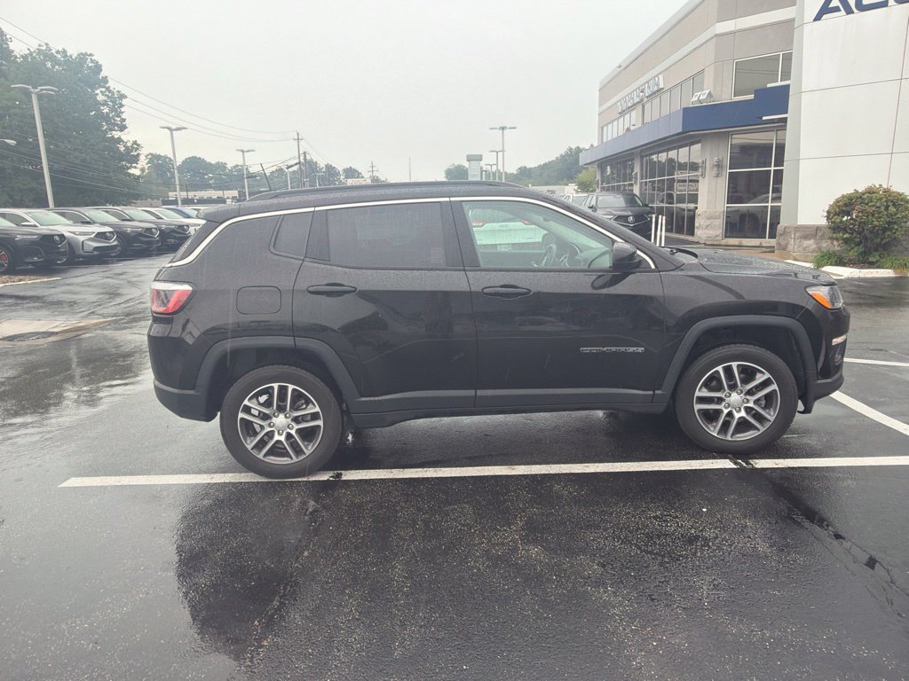 Used 2018 Jeep Compass Latitude w/ Popular Equipment Group AWD/4WD image 7