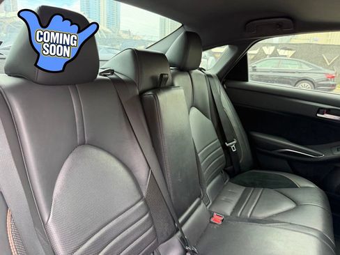 Used 2019 Toyota Avalon Limited FWD image 14