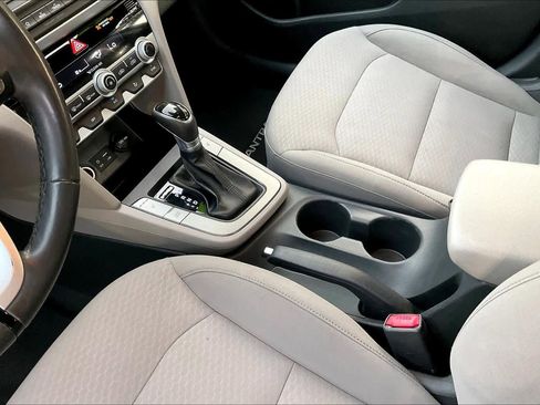 Used 2020 Hyundai Elantra Value Edition image 14