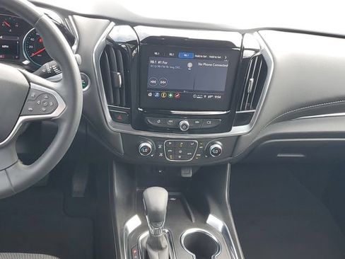 Certified 2023 Chevrolet Traverse LT FWD image 15