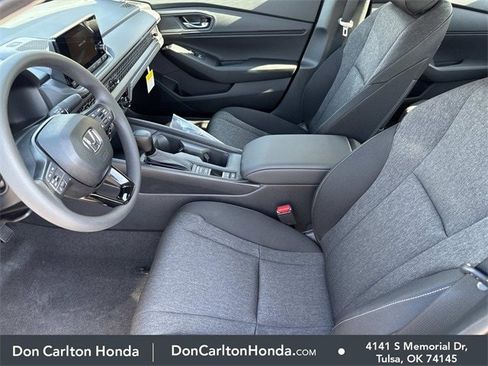 New 2025 Honda Accord SE image 9