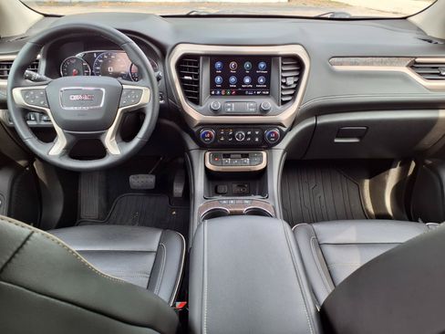 Used 2023 GMC Acadia Denali AWD/4WD image 8