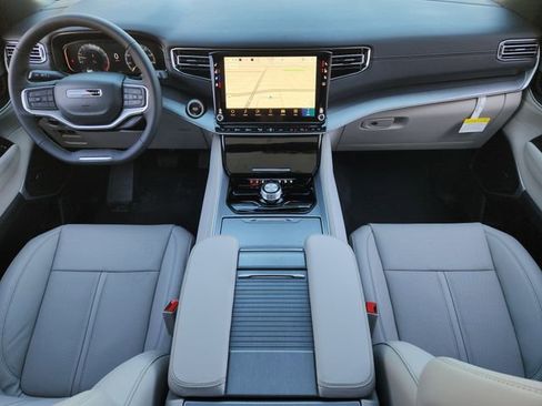 New 2026 Jeep Grand Wagoneer 2WD image 21