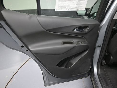 Used 2023 Chevrolet Equinox LT AWD/4WD image 26