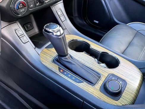 Used 2019 GMC Acadia Denali w/ Technology Package image 31