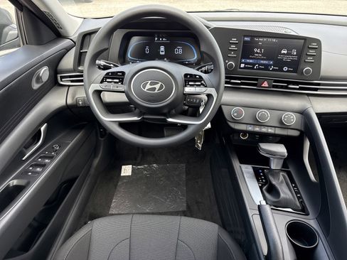 New 2026 Hyundai Elantra SE w/ Cargo Package FWD image 14
