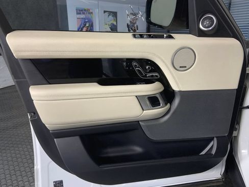 Used 2019 Land Rover Range Rover HSE AWD/4WD image 23