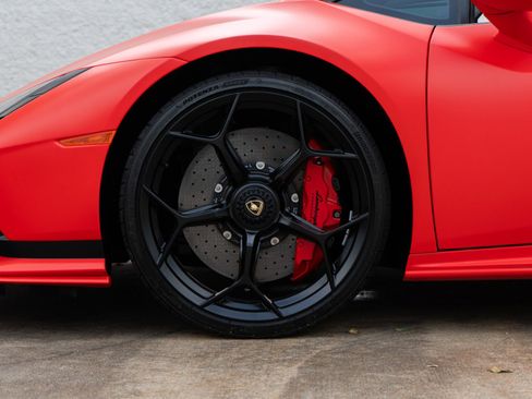 Used 2023 Lamborghini Huracan Tecnica RWD image 32