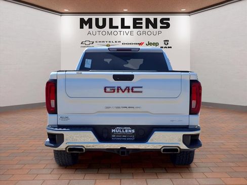 Used 2021 GMC Sierra 1500 SLT AWD/4WD image 6