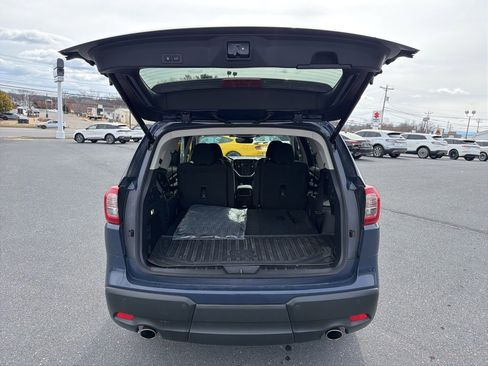Certified 2025 Subaru Ascent Premium image 16