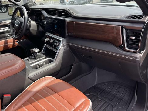 Used 2024 GMC Sierra 1500 Denali Ultimate image 24