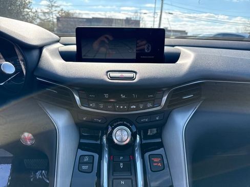 Certified 2023 Acura TLX w/ Technology Package image 19