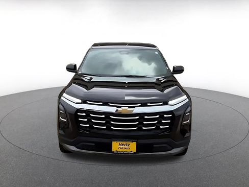Used 2025 Chevrolet Equinox LT FWD image 4