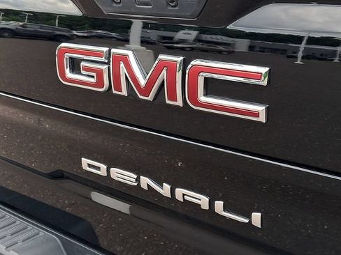 Used 2021 GMC Sierra 1500 Denali w/ Denali Ultimate Package AWD/4WD image 31
