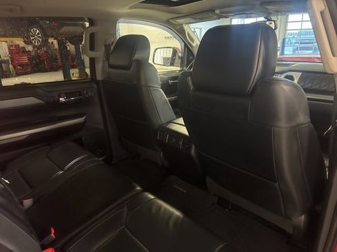 Used 2014 Toyota Tundra Platinum image 36