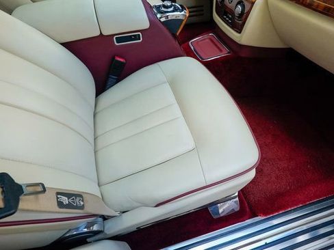 Used 2013 Rolls-Royce Phantom Sedan image 89