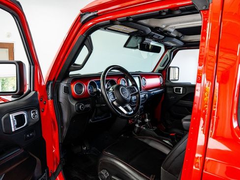 Used 2020 Jeep Wrangler Unlimited Rubicon w/ Dual Top Group image 34