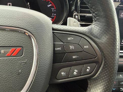 Used 2025 Dodge Durango R/T w/ Blacktop Package AWD/4WD image 16