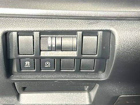 Used 2021 Subaru Crosstrek 2.5i Sport AWD/4WD image 20