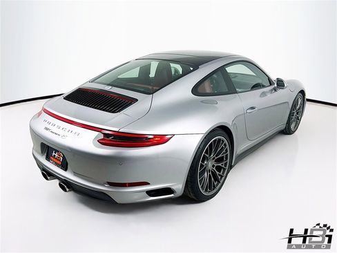 Used 2018 Porsche 911 Carrera 4S image 6