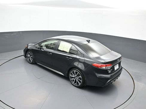 Certified 2022 Toyota Corolla SE w/ SE Premium Package image 39