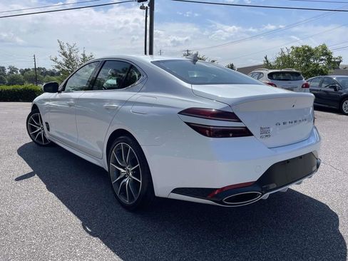 Used 2025 Genesis G70 2.5T RWD image 5