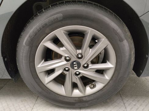 Used 2020 Kia Optima LX image 31