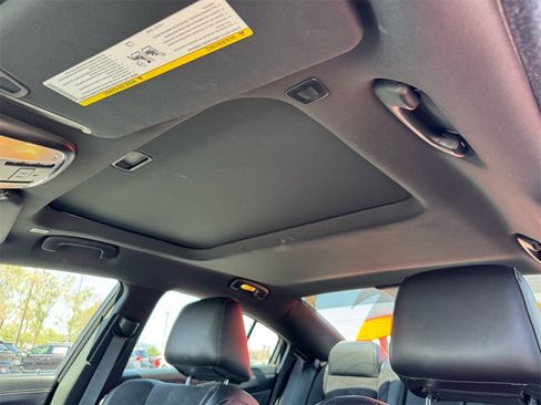 Used 2022 Dodge Charger Scat Pack w/ Daytona Edition Group image 13