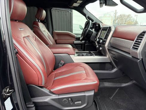 Used 2019 Ford F350 Platinum w/ Platinum Ultimate Package image 37