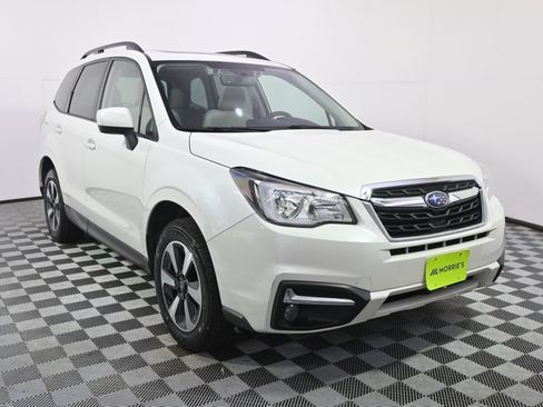 Used 2018 Subaru Forester 2.5i Premium AWD/4WD image 9