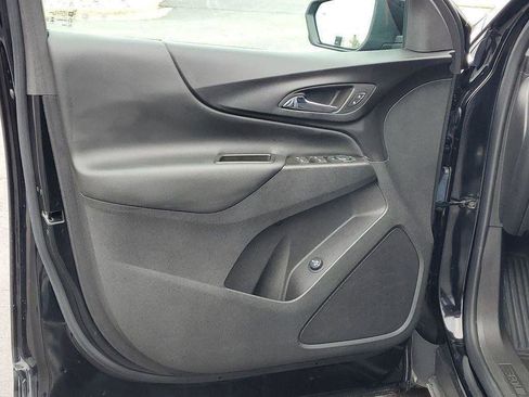 Used 2024 Chevrolet Equinox LT FWD image 20