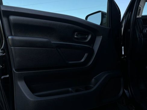 Used 2021 Nissan Titan S w/ S Utility Package AWD/4WD image 10