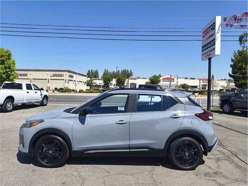 Used 2021 Nissan Kicks SR w/ Exterior Package FWD image 16