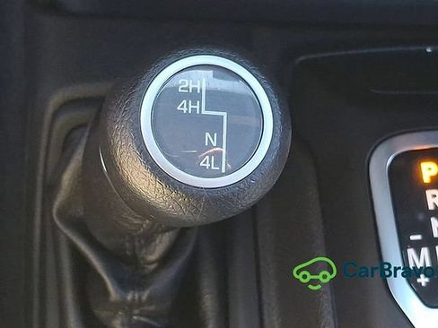 Used 2022 Jeep Gladiator Sport AWD/4WD image 25
