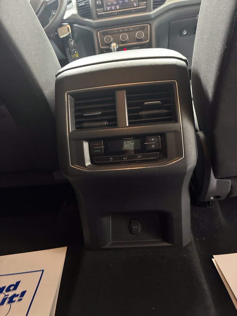 Used 2018 Volkswagen Atlas S FWD image 19