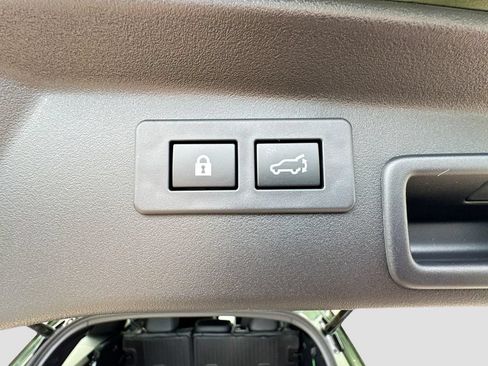 New 2026 Subaru Outback Premium AWD/4WD image 38