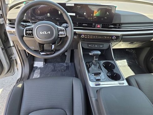 New 2026 Kia Carnival SX Prestige image 21