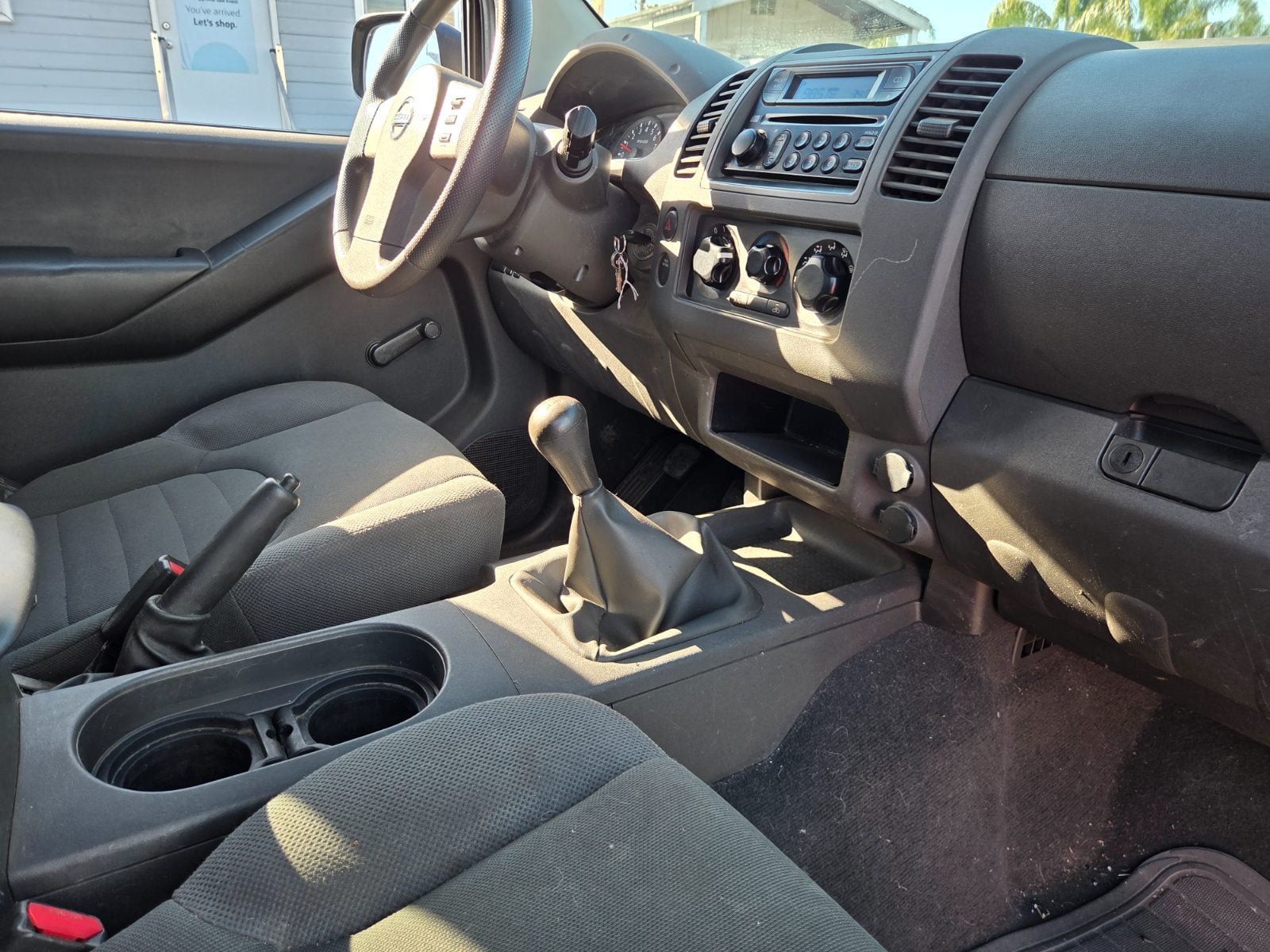Used 2006 Nissan Frontier XE w/ (G01) XE Preferred Pkg RWD image 11