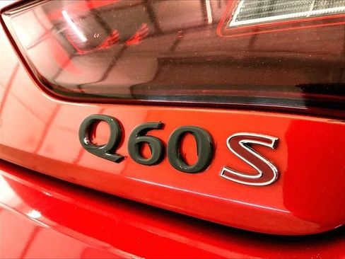 Used 2018 INFINITI Q60 Red Sport 400 w/ Sensory Package 3.0T Sport AWD/4WD image 13