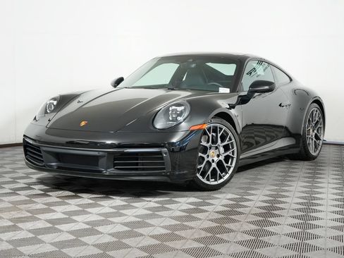 Certified 2024 Porsche 911 Carrera 4 AWD/4WD image 1