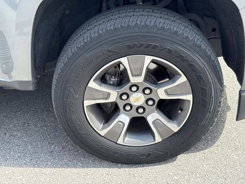 Used 2018 Chevrolet Colorado Z71 AWD/4WD image 10