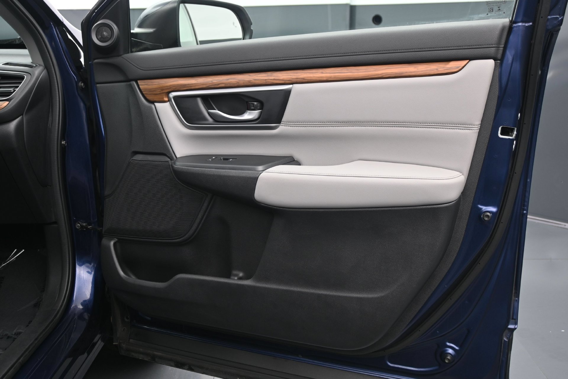 Used 2019 Honda CR-V EX-L image 12