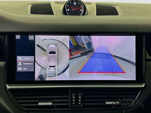 Used 2021 Porsche Cayenne S image 19